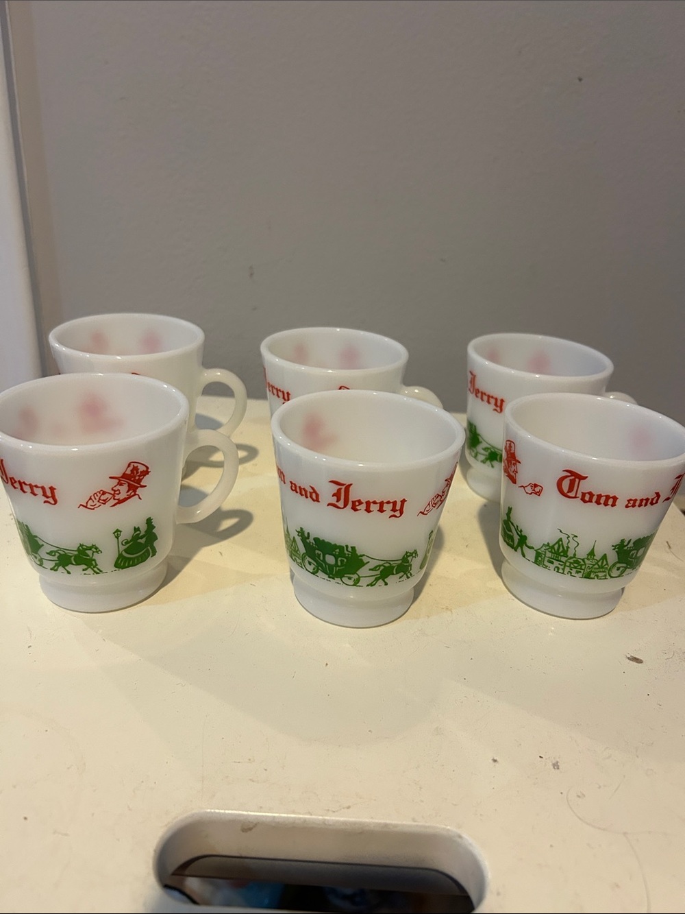 Set of 6 vintage MCM milk glass Hazel Atlas Tom and Jerry Mugs Christmas